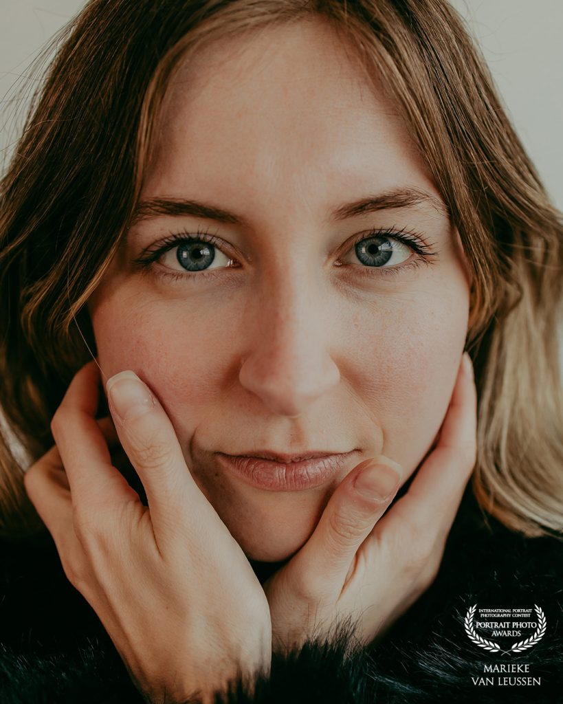custom_logo_MARIEKE_VAN_LEUSSEN-netherlands-gx7xbr-109collection-portraitphotoawards